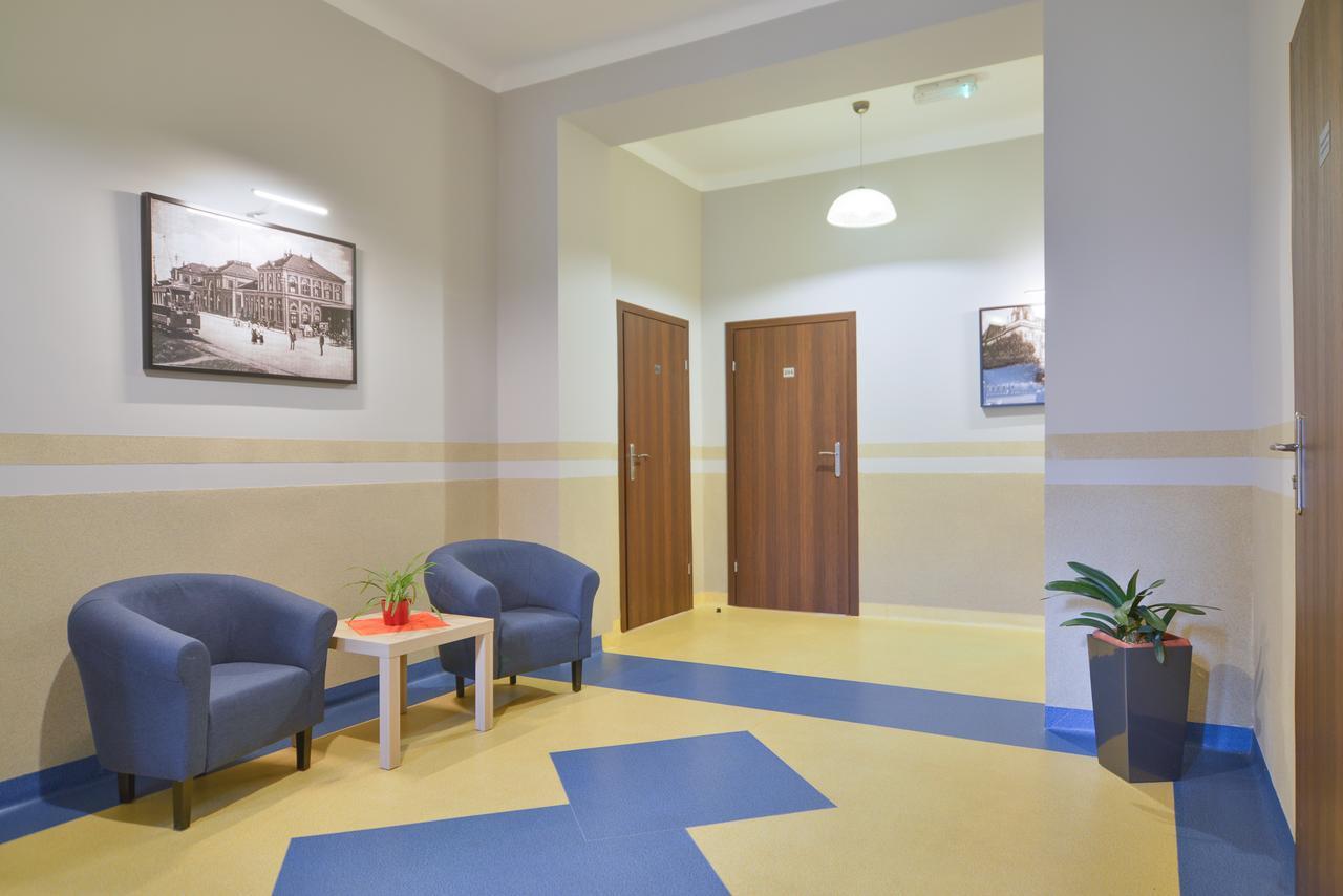 Dom Turysty Pttk W Bielsku - Bialej Otel Bielsko-Biała Dış mekan fotoğraf