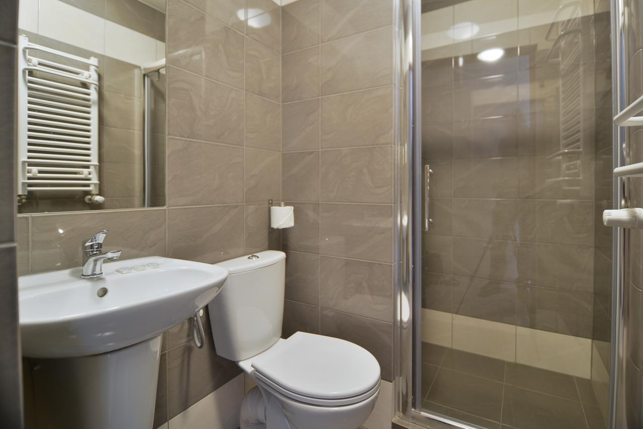 Dom Turysty Pttk W Bielsku - Bialej Otel Bielsko-Biała Dış mekan fotoğraf
