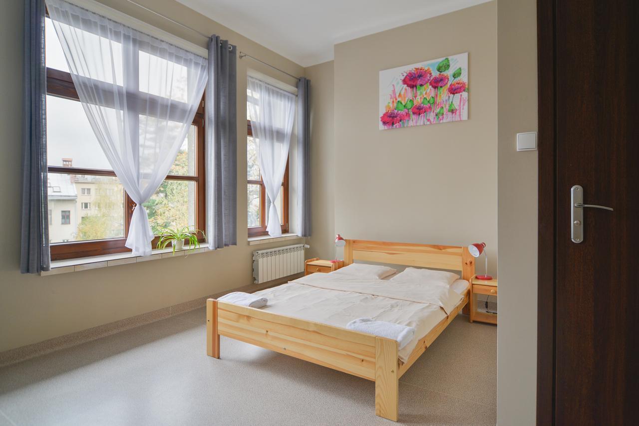 Dom Turysty Pttk W Bielsku - Bialej Otel Bielsko-Biała Dış mekan fotoğraf