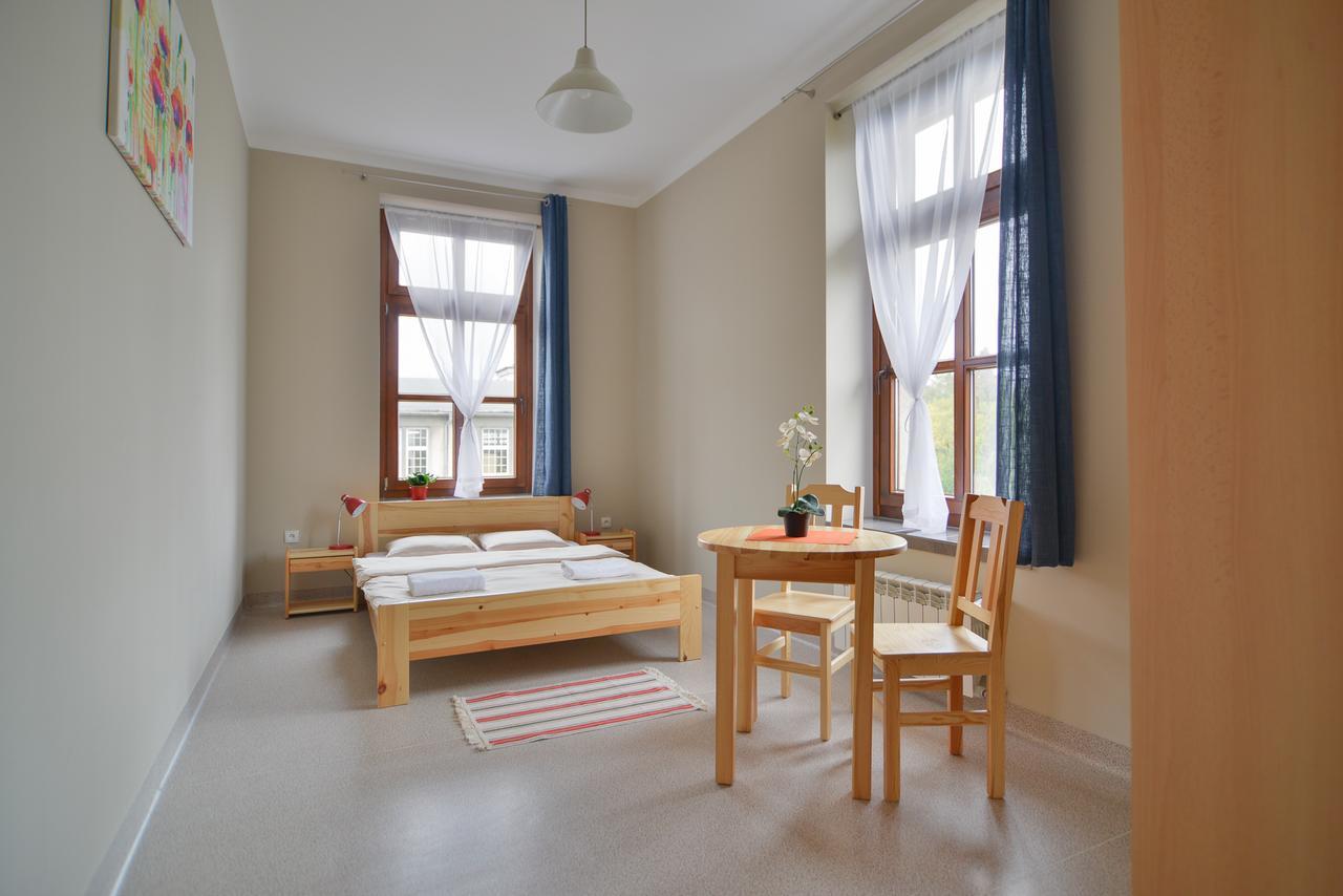 Dom Turysty Pttk W Bielsku - Bialej Otel Bielsko-Biała Dış mekan fotoğraf