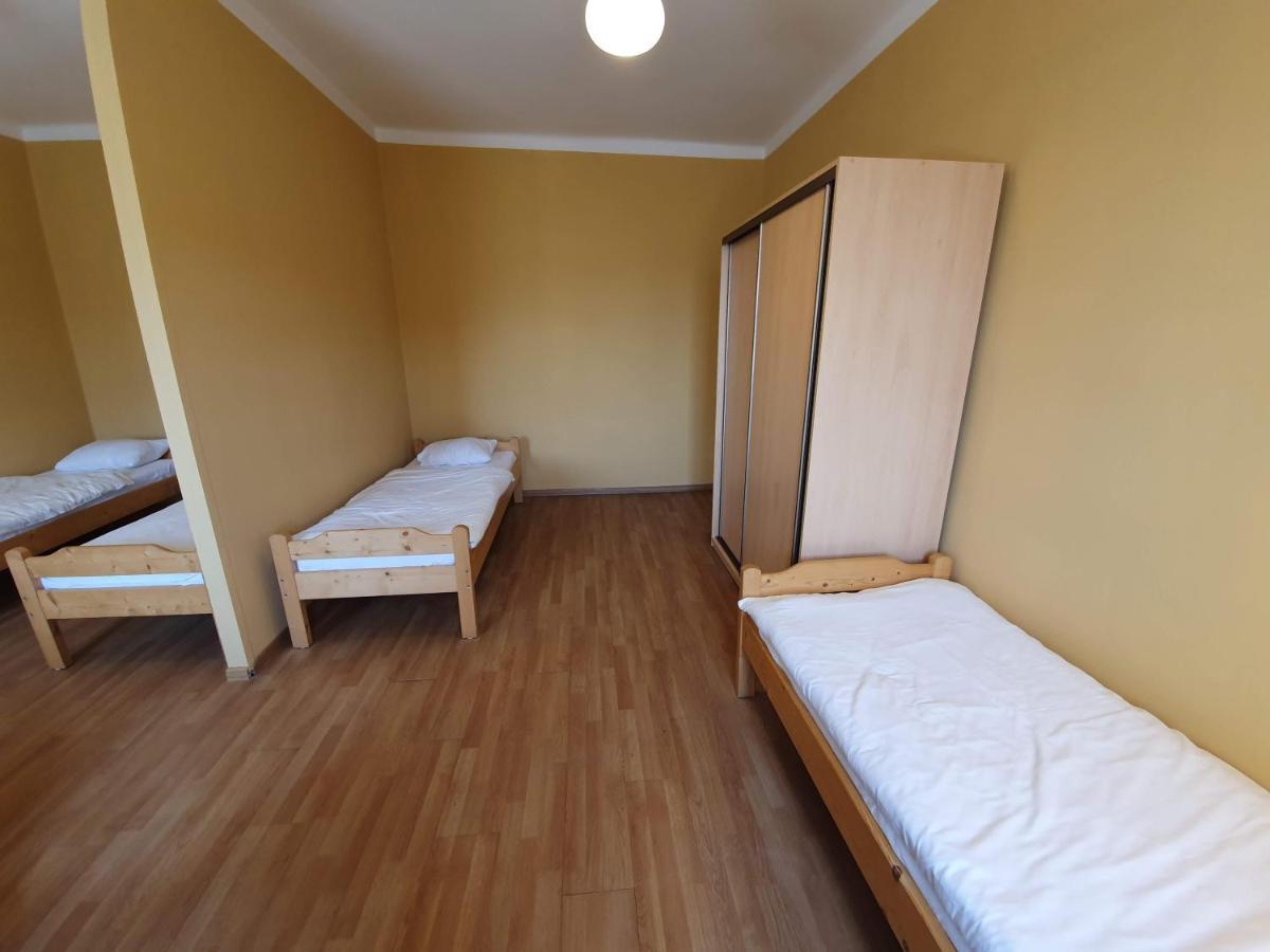 Dom Turysty Pttk W Bielsku - Bialej Otel Bielsko-Biała Dış mekan fotoğraf